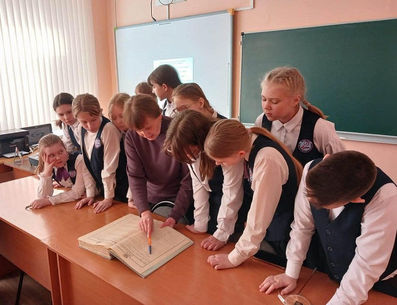 Архивисты приняли участие в Форуме, посвященном Году семьи, Всероссийскому дню мордовских языков и династии Кривошеевых-Горбуновых 
