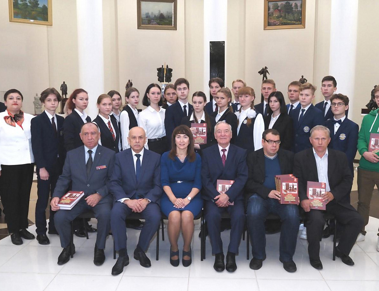 Состоялась презентация 3-го тома сборника документов «История и боевой путь 326-й Рославльской Краснознаменной стрелковой дивизии»