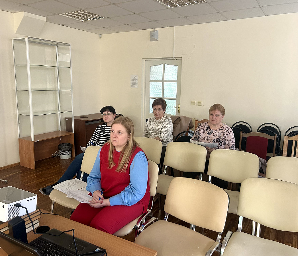 Состоялось заседание жюри конкурса компьютерных презентаций «Родной язык в моей семье»