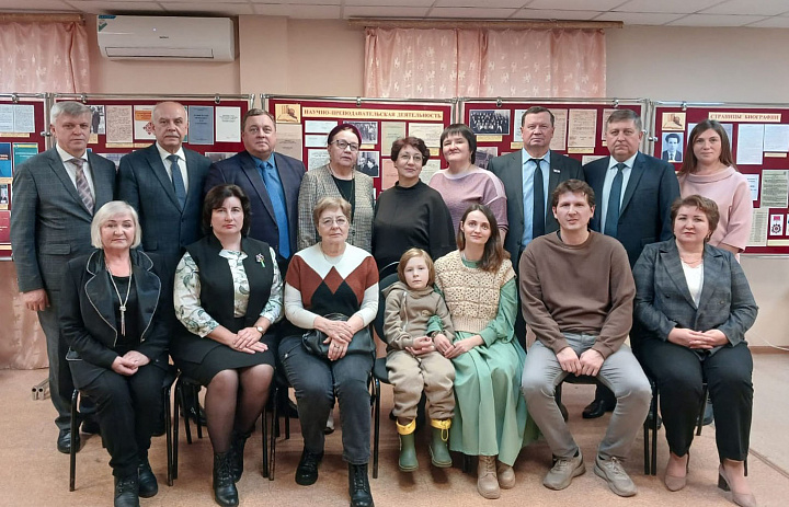 В Центральном государственном архиве Республики Мордовия состоялось открытие выставки «Жизнь в науке», посвященной 100-летию со дня рождения российского финноугроведа Д.В. Цыганкина