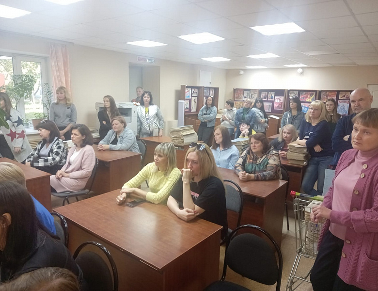 Состоялась встреча сотрудников ГКАУ «ЦГА Республики Мордовия» со специалистом учебно-медицинского центра «Спасение» по линии МЧС России Е.А. Ковалевым